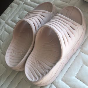 Hoka One One Women’s Ora Slide Size 8